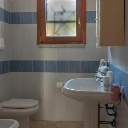 Simple Gem Of Le Dimore Di Nui1676 *